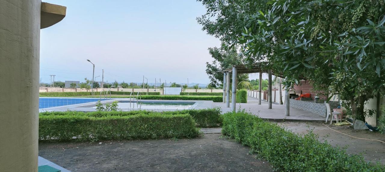 Krishna Farm & Forest Βίλα Bhuj Εξωτερικό φωτογραφία